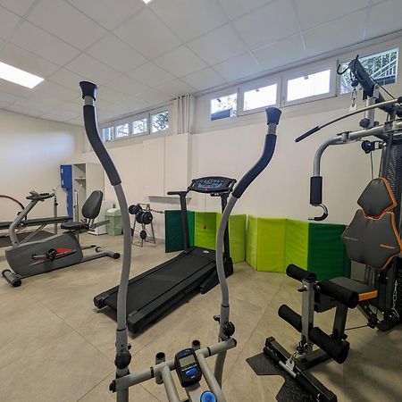 Paradeisos Residence Sas Somma Lombardo Zewnętrze zdjęcie