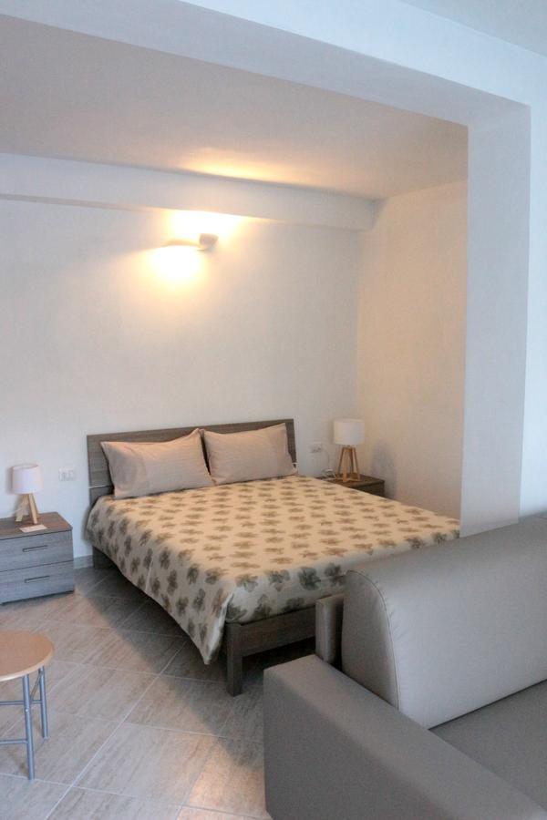 Paradeisos Residence Sas Somma Lombardo Zewnętrze zdjęcie