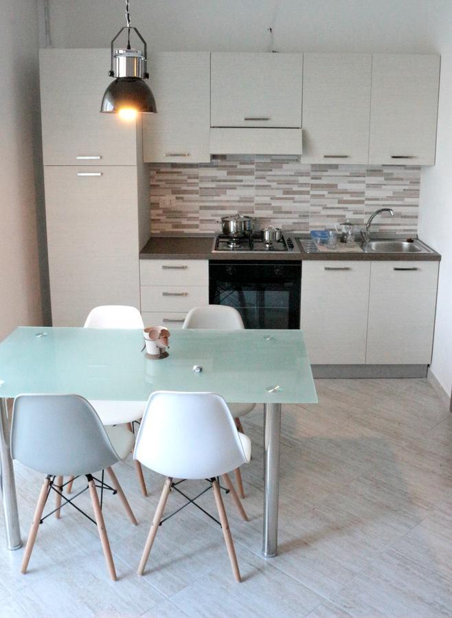 Paradeisos Residence Sas Somma Lombardo Zewnętrze zdjęcie
