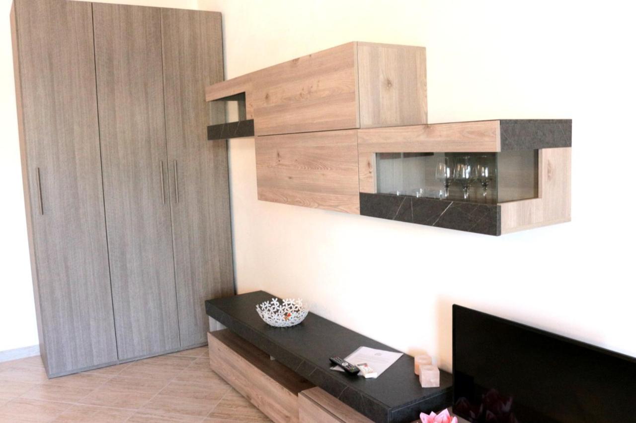 Paradeisos Residence Sas Somma Lombardo Zewnętrze zdjęcie