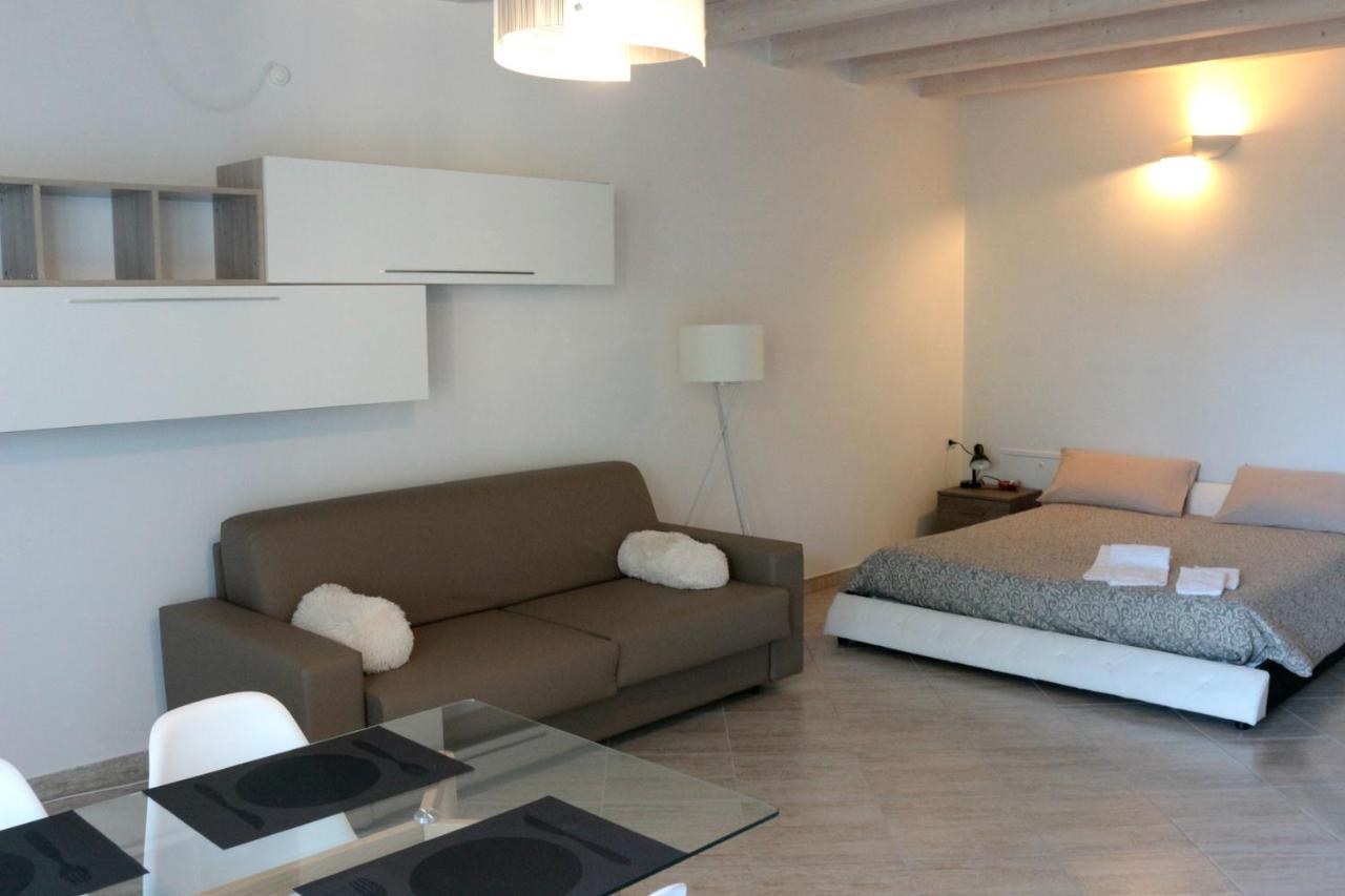 Paradeisos Residence Sas Somma Lombardo Zewnętrze zdjęcie